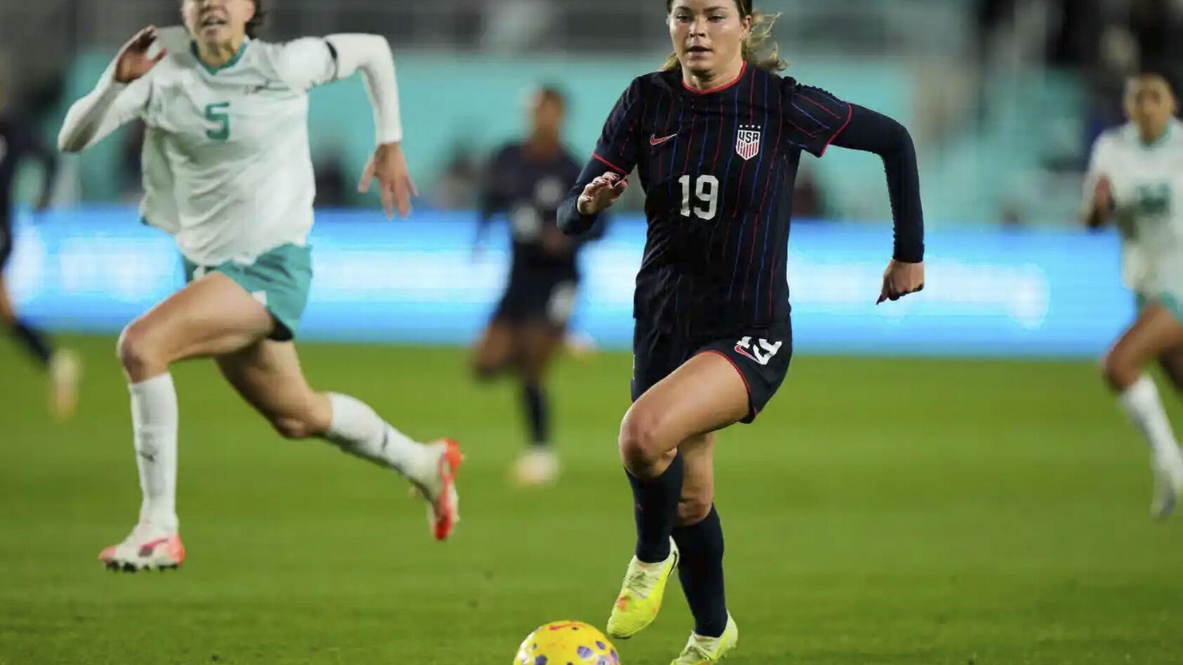 Hat Trick Hero: Racing's Emma Sears nets 3 in US Women's National Team victory